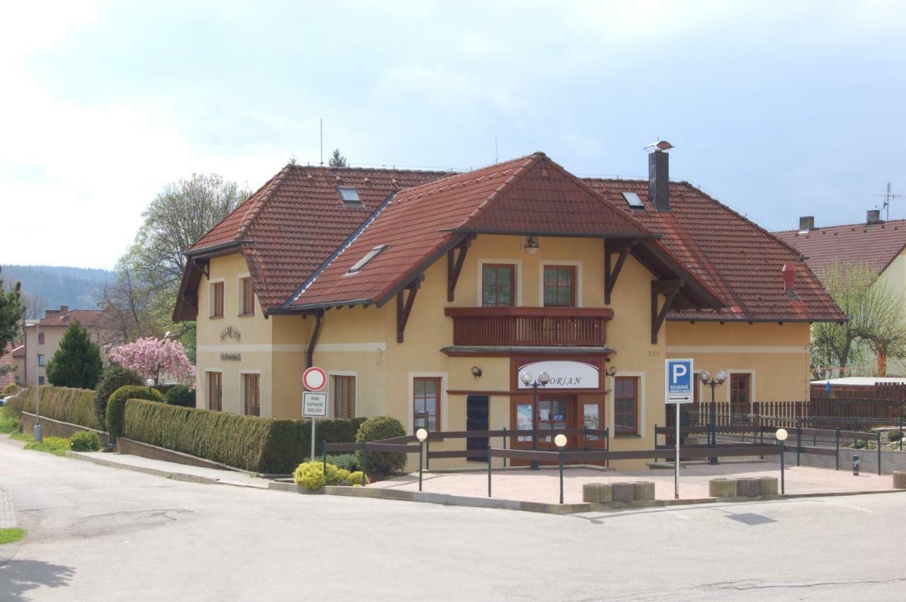 Apartmany Florian Frymburk Bagian luar foto