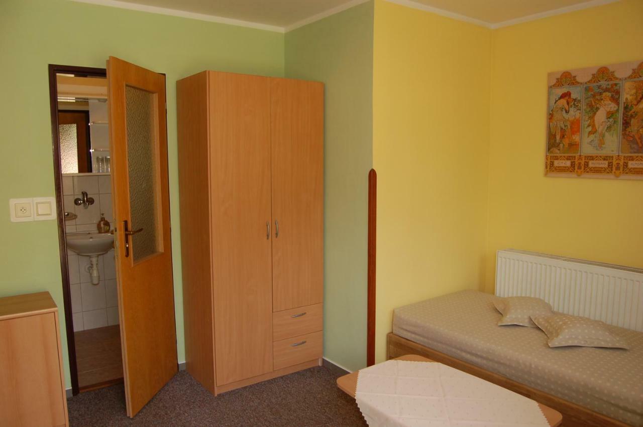 Apartmany Florian Frymburk Bagian luar foto