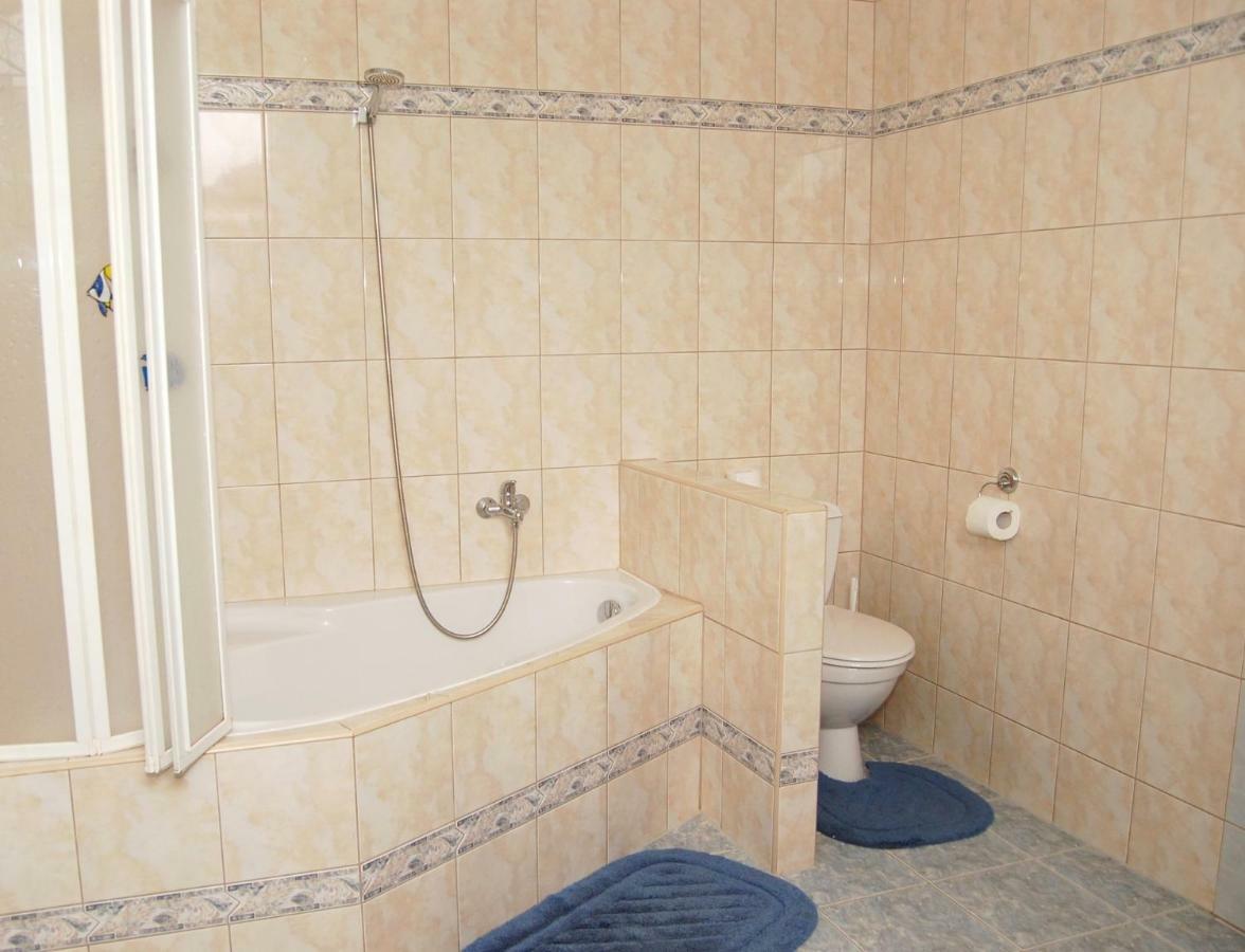 Apartmany Florian Frymburk Bagian luar foto