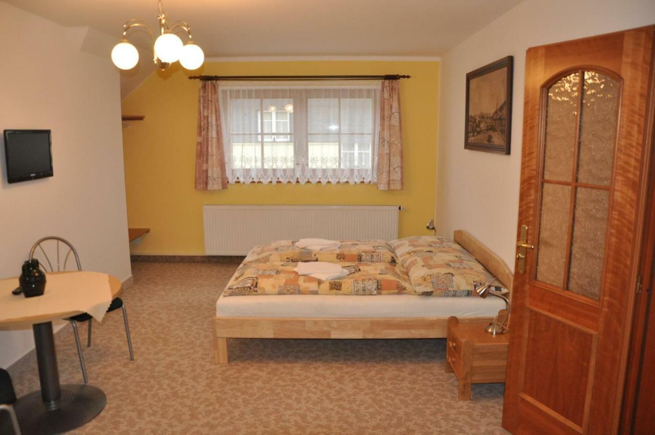 Apartmany Florian Frymburk Bagian luar foto